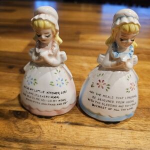 Vintage Enesco Ceramic Kitchen Prayer Salt And Pepper Blue And Pink Set